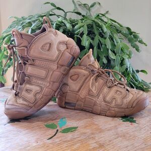 Nike AIR More Uptempo SE (GS) 922845-200 - Size 5.5 Youth